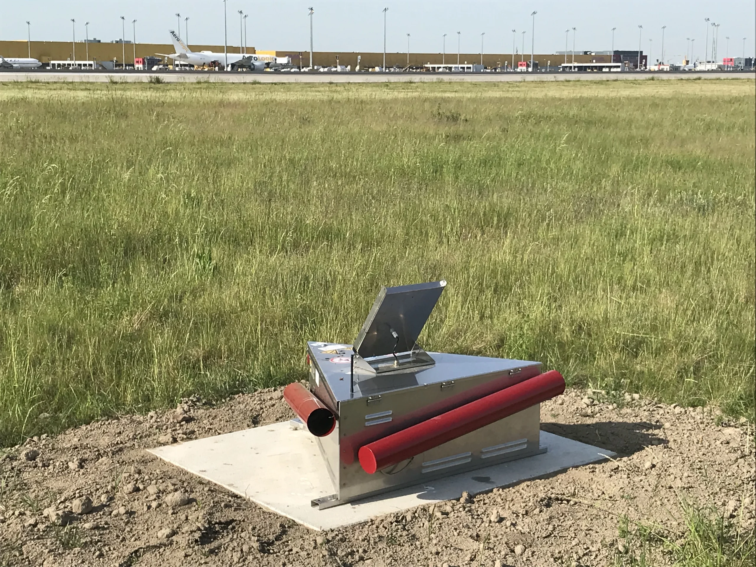 Bird Control with the Purivox TA-RC System at Leipzig-Halle Airport / Germany