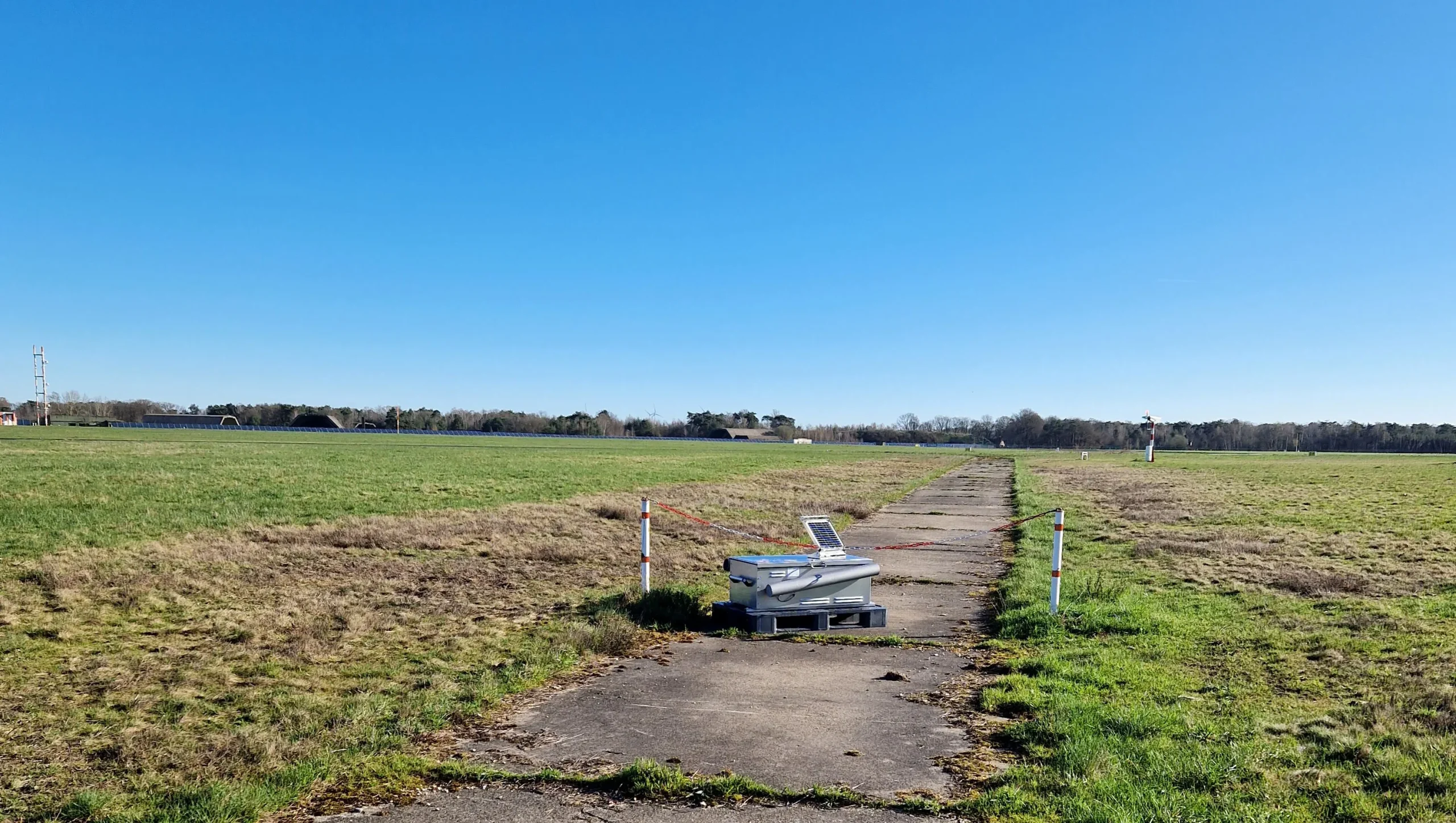 Bird Control with the Purivox DA-RC System at Weeze Airport / Germany